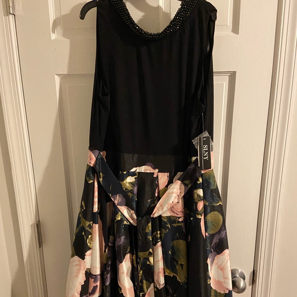 SL Fashions New York Size 16 High Low Cocktail Dress Floral with Beaded Neck